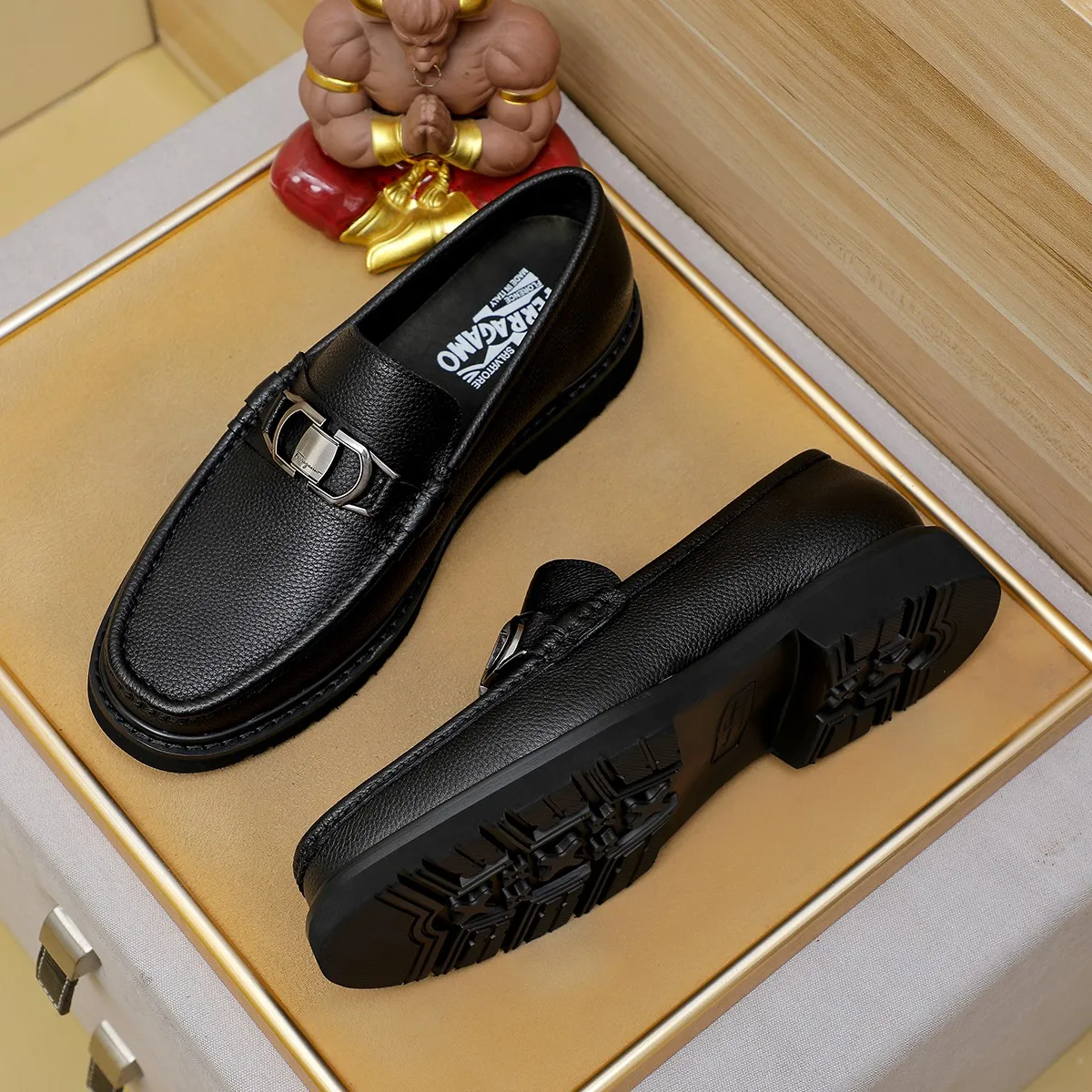 Men's shoes 💰500 Ferragamo [Ferragamo] top imported suit men's shoes 💯Original copy of the official website, product materials: selected imported embossed calfskin + luxury hardware buckle accessories ~ imported water-dyed cow 🐂 leather lining. Strong three-dimensional visual effect, original combination outsole, multiple colors available😘 Size: 38-44 (.45.46.4. Customized)